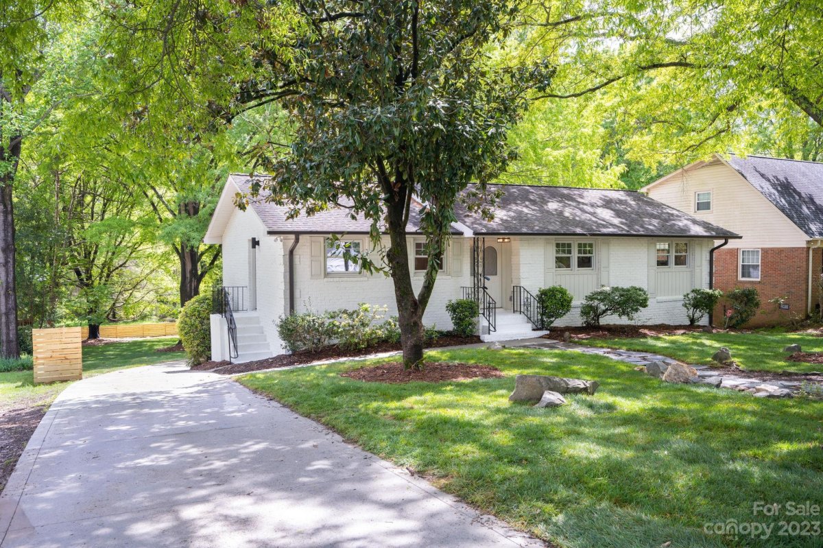 1208 Worcaster Place