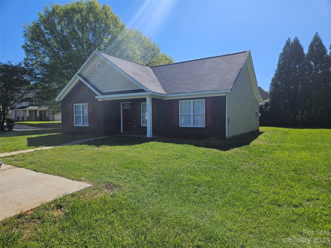1138 Hipp Road