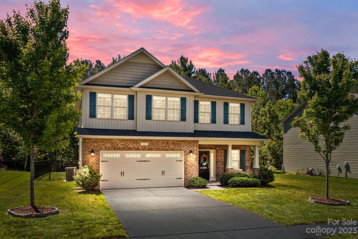 124 Taylors Creek Street