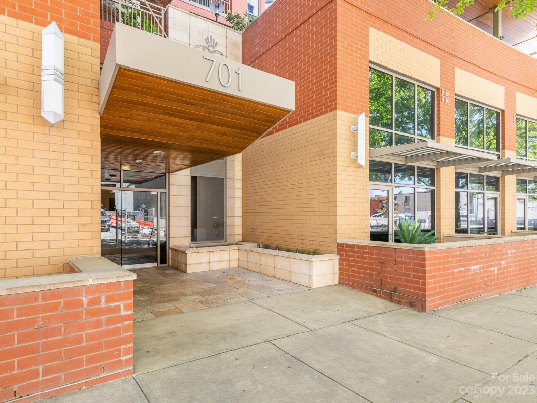 701 Royal Court 706