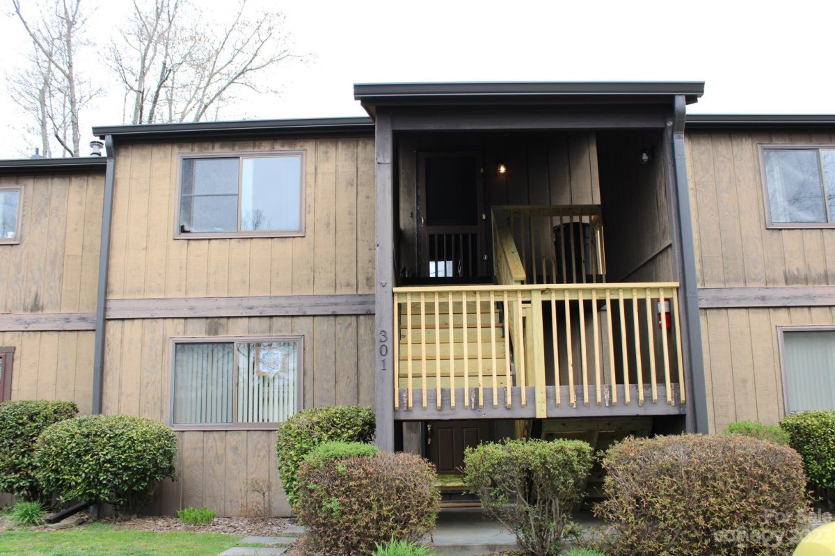 319 Greenville Highway 302