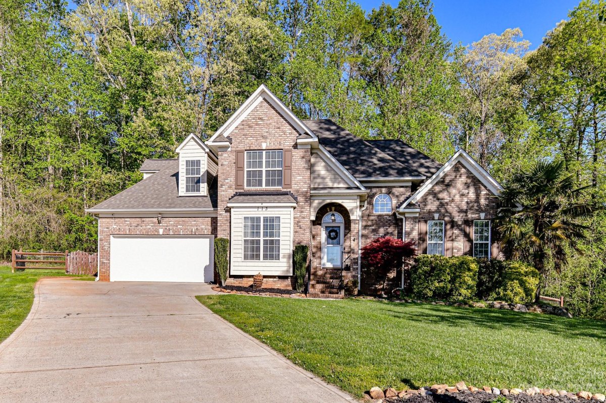 113 Pine Bluff Court