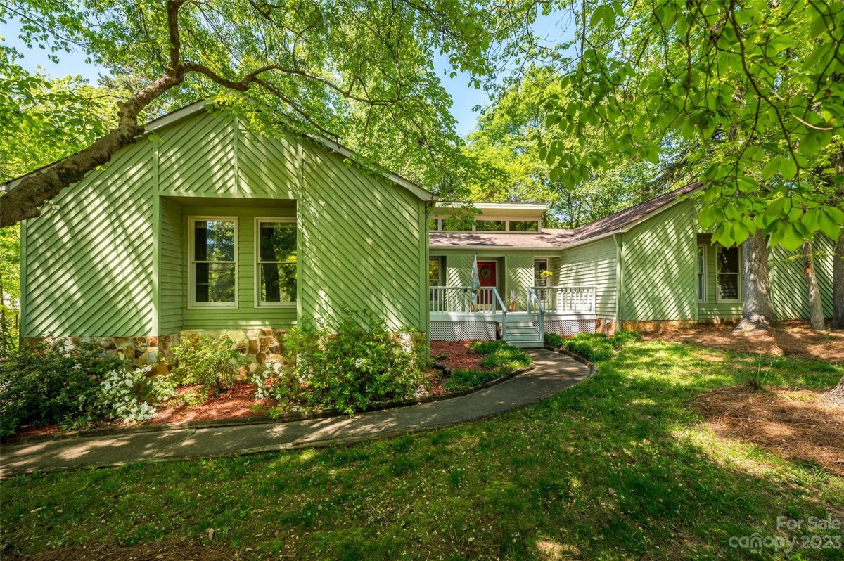 10901 Ford Road