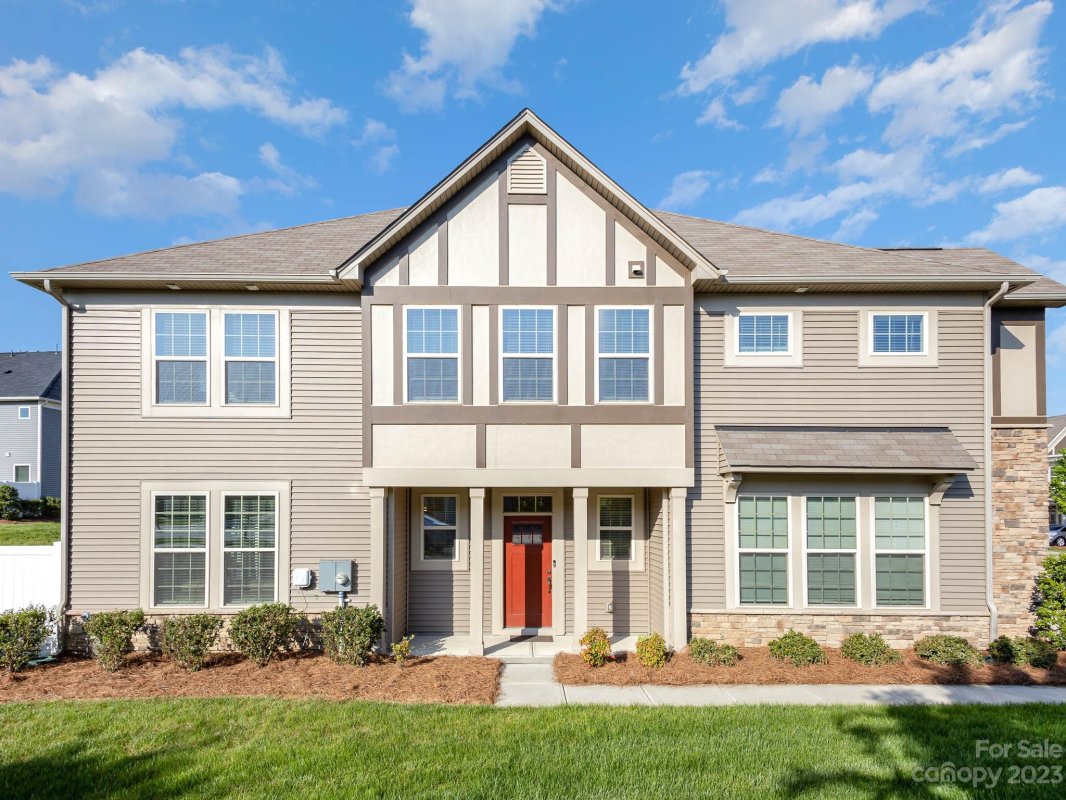 5688 Garrow Glen Road
