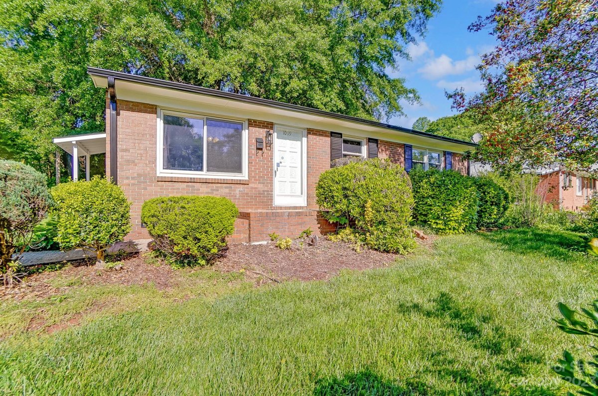 1019 Shenandoah Drive