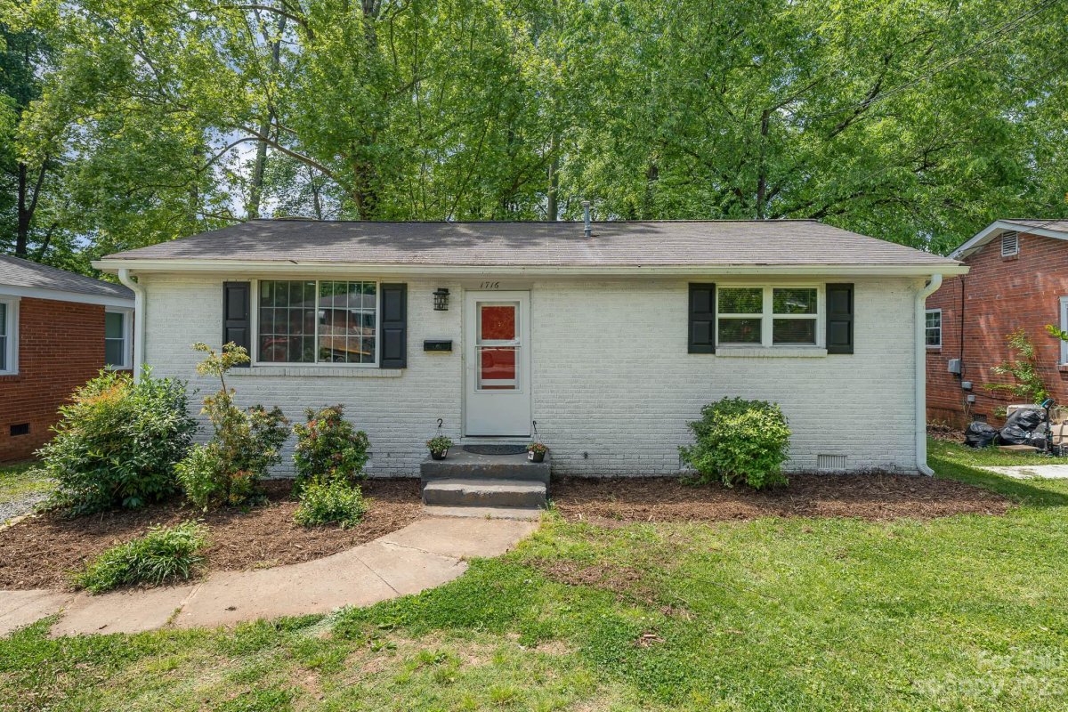 1716 Finchley Drive
