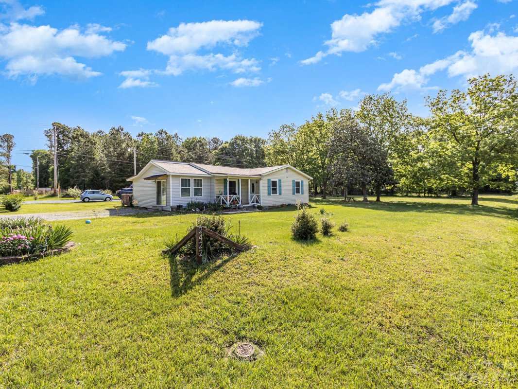 2422 Younts Road