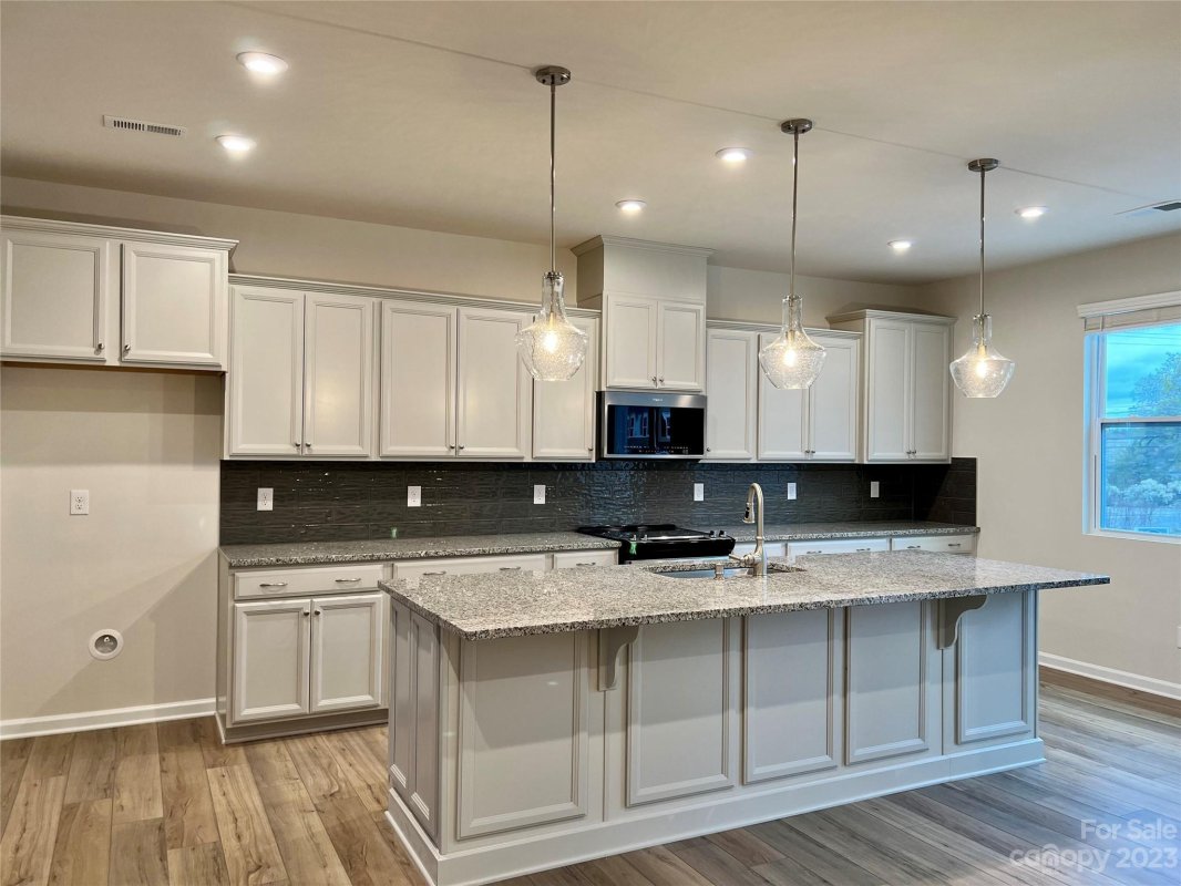 202 Marron Drive 9