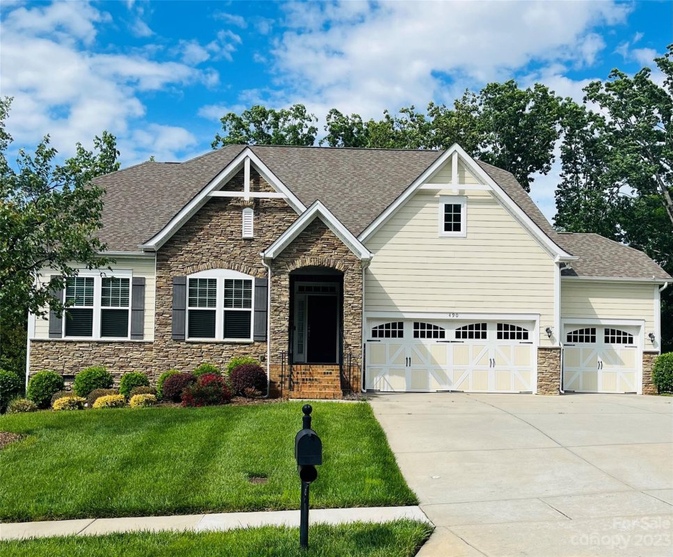 490 Iron Horse Lane