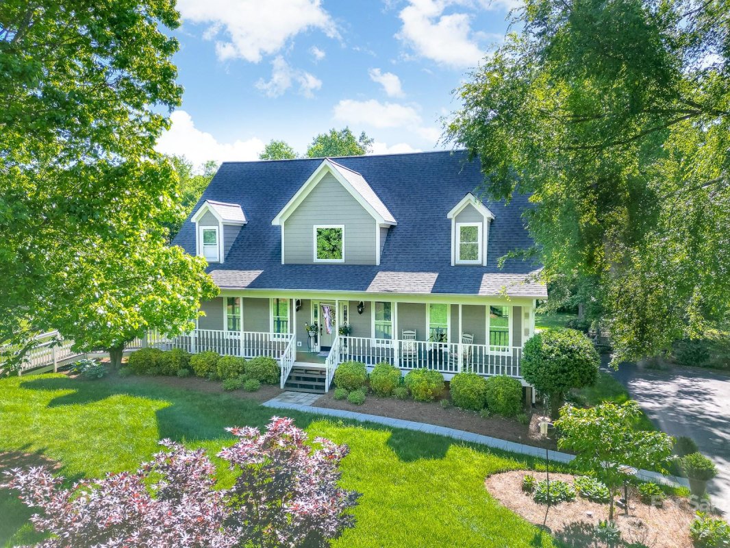 1615 Mary Ellen Drive