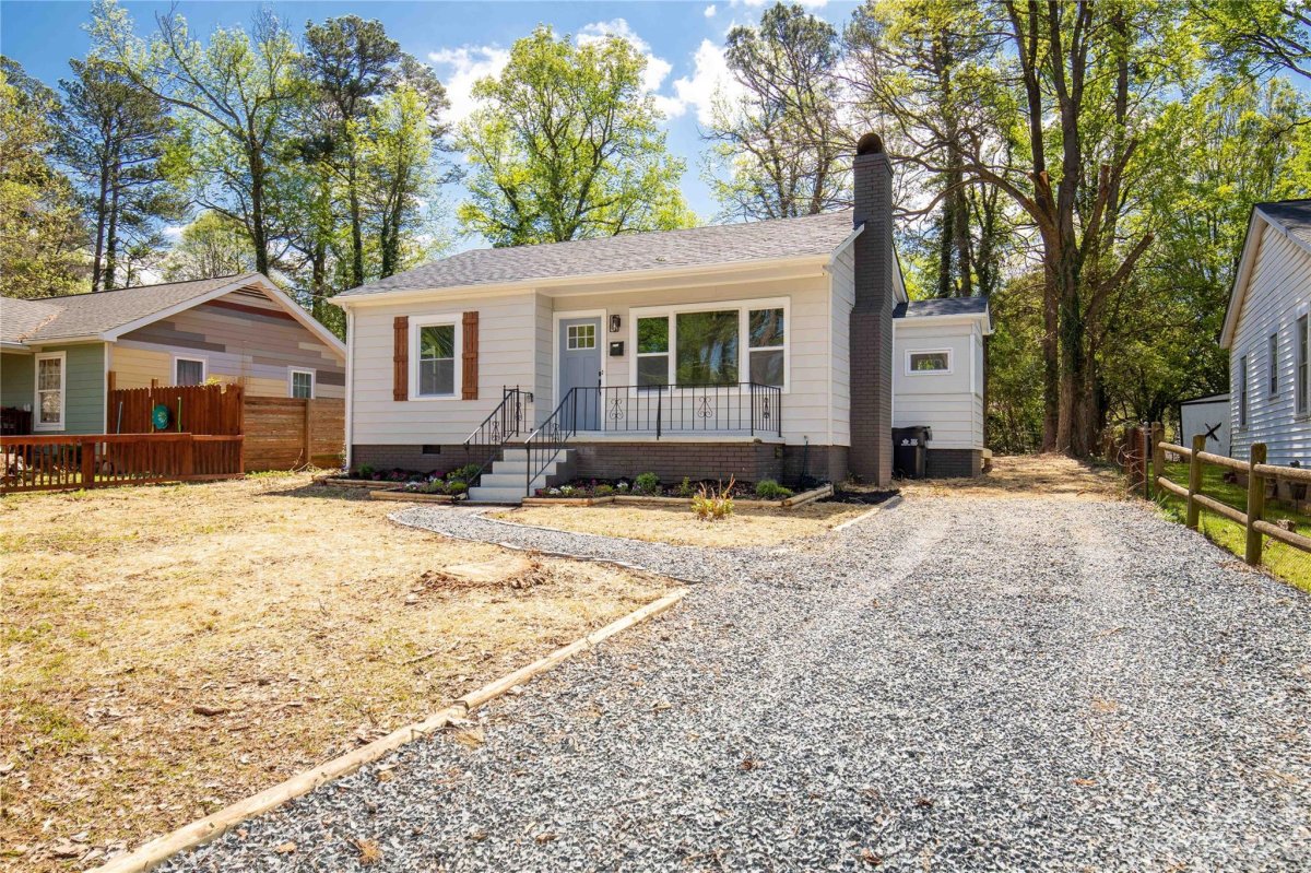 4310 Howie Circle