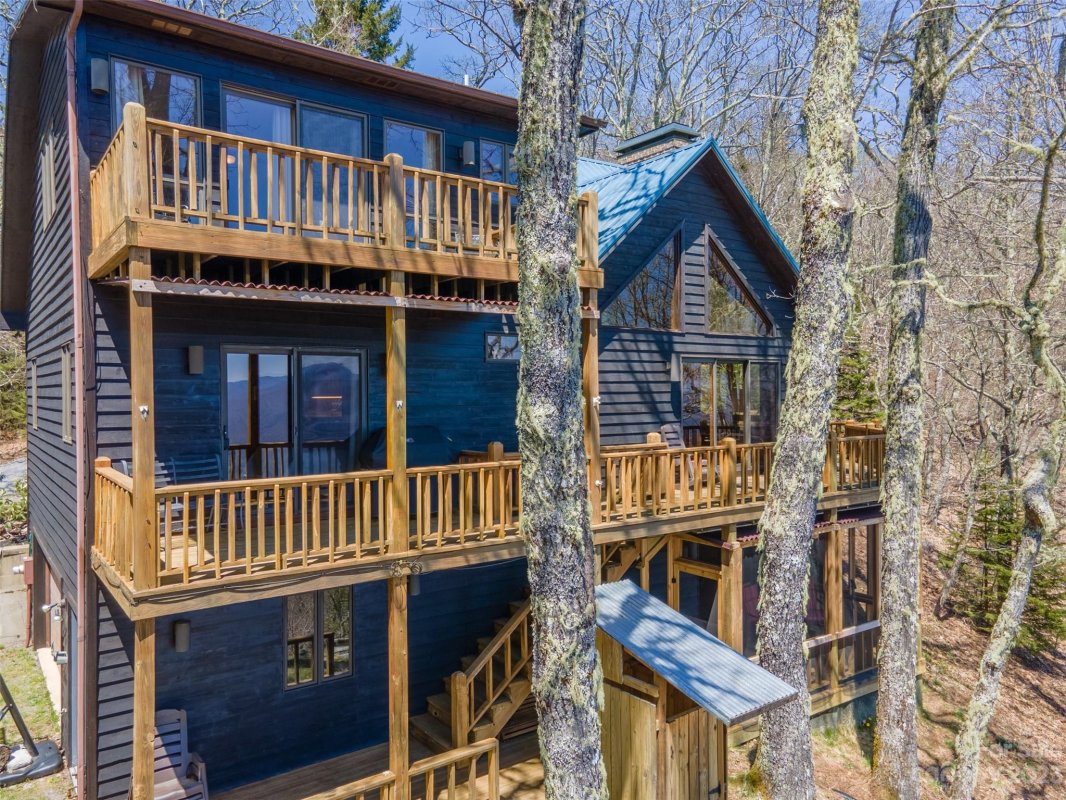 4295 Greenspire Drive