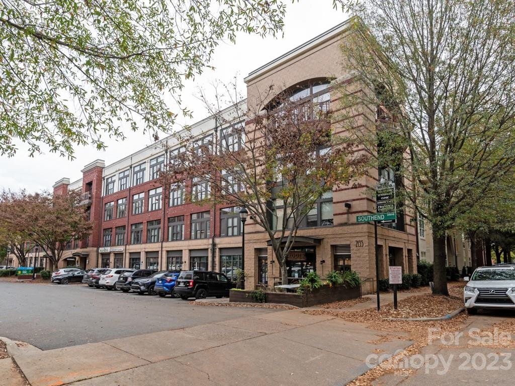 2125 Southend Drive 148