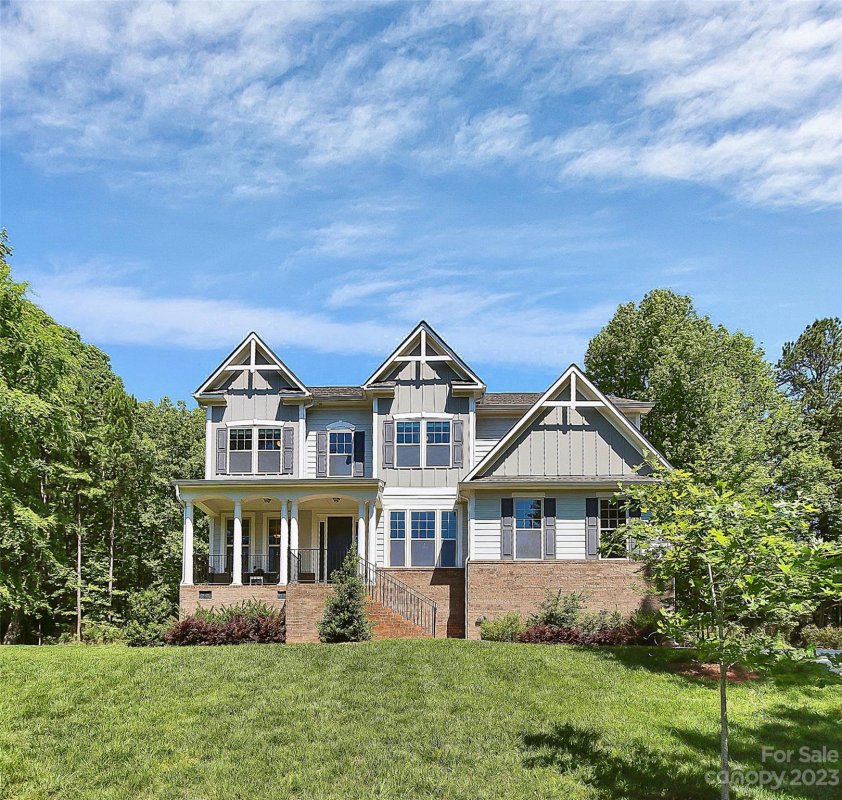 141 Whispering Cove Court