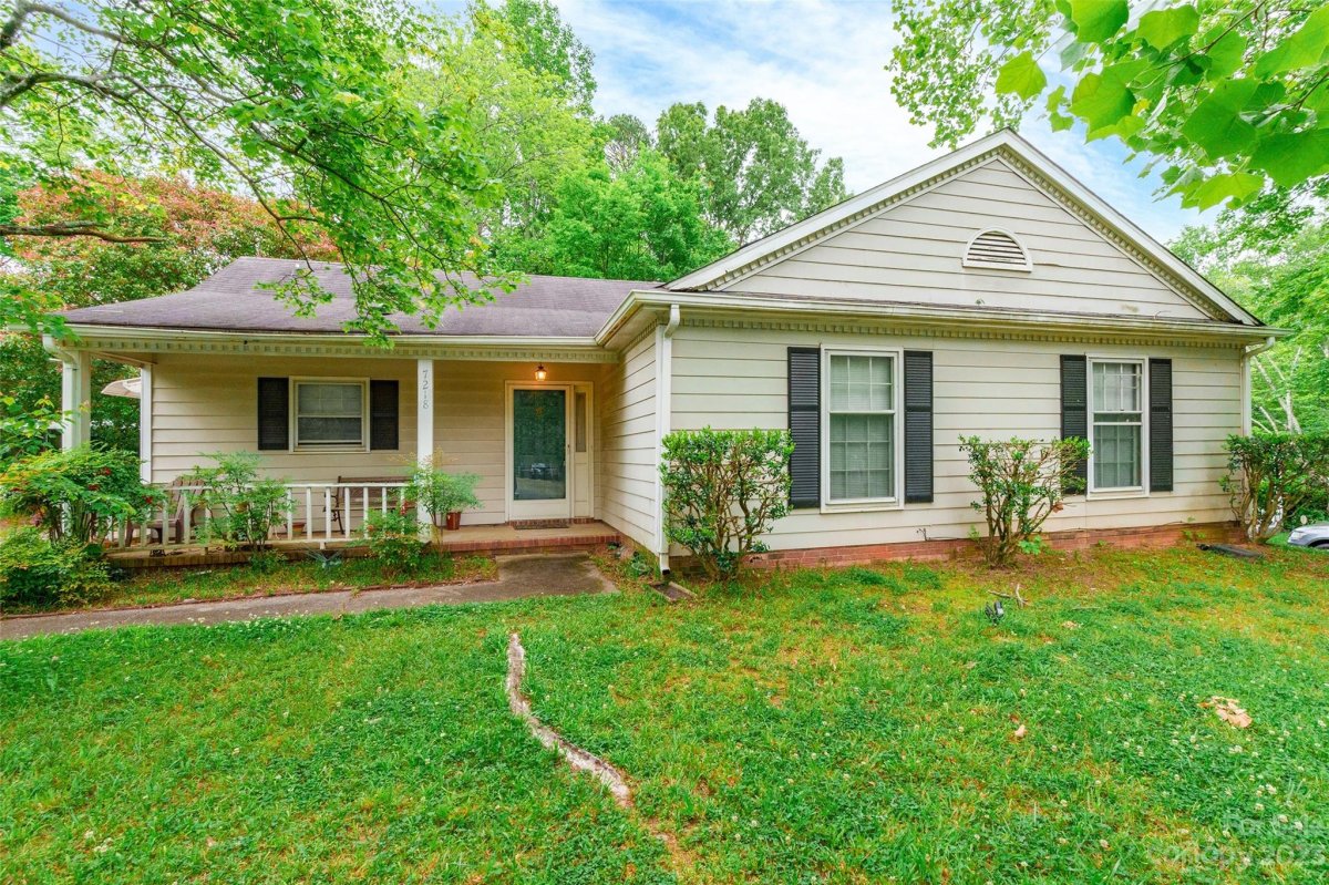 7218 Walnut Wood Drive
