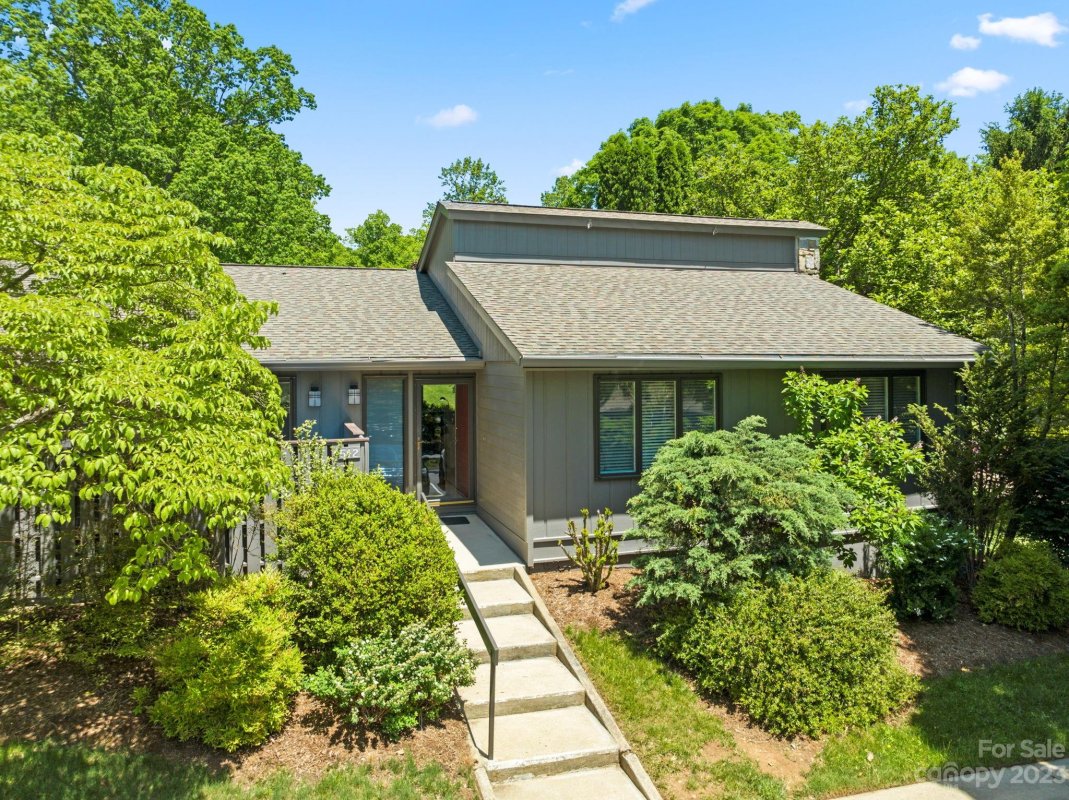 512 Crowfields Lane g