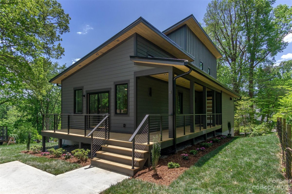 4 Stockbridge Place
