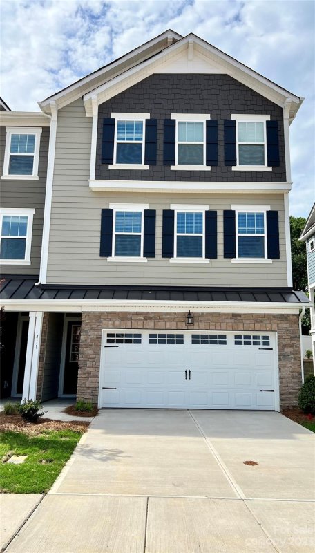 411 Burr Street 61