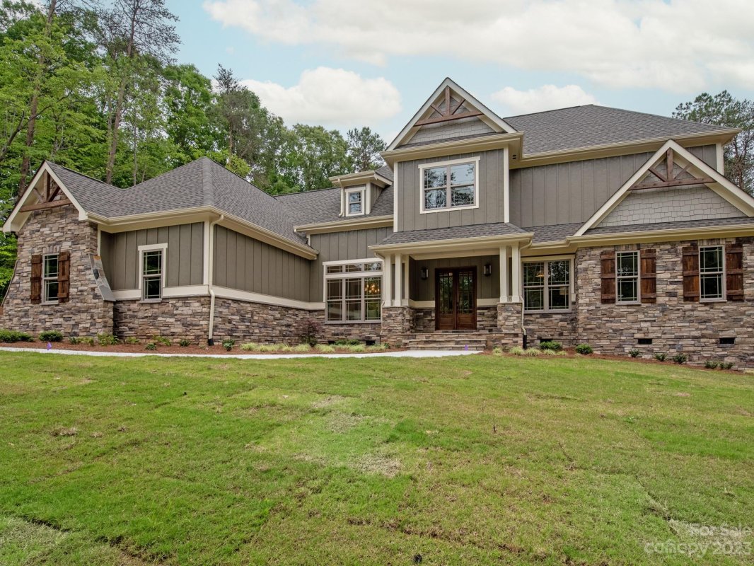 7260 Savannah Court