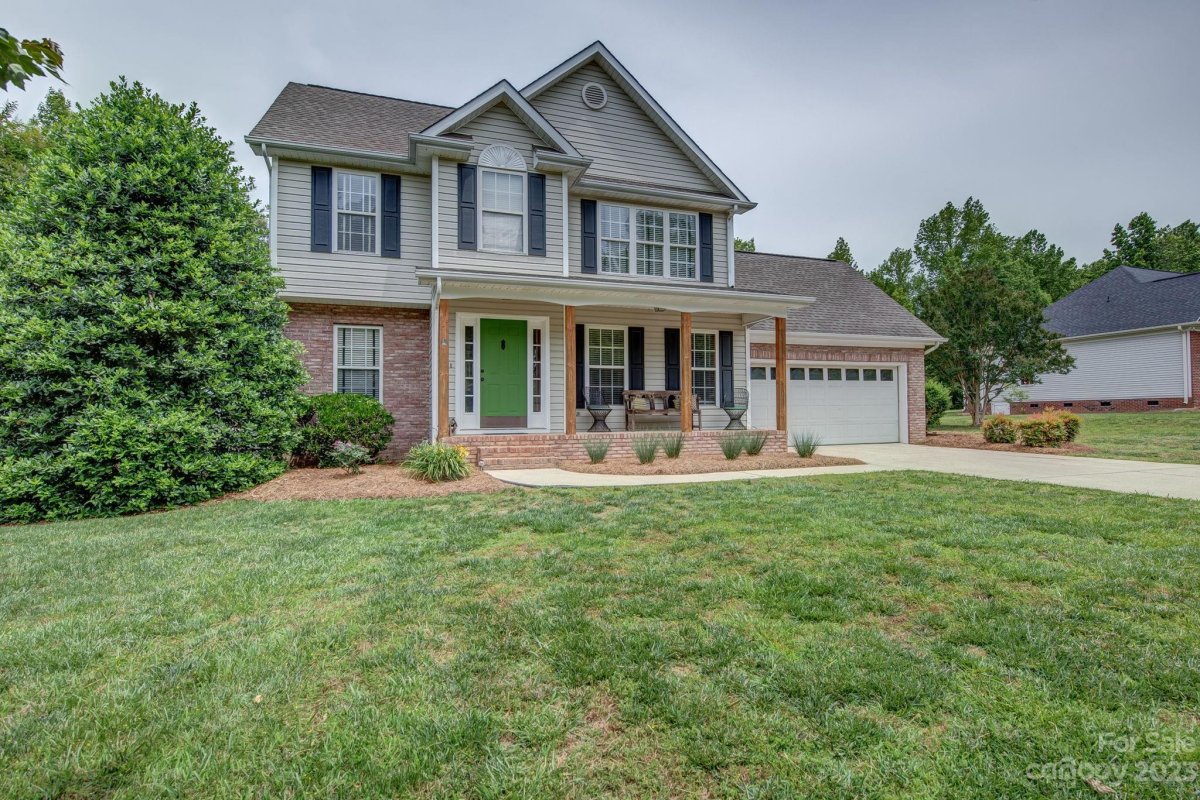 231 Ingonish Drive