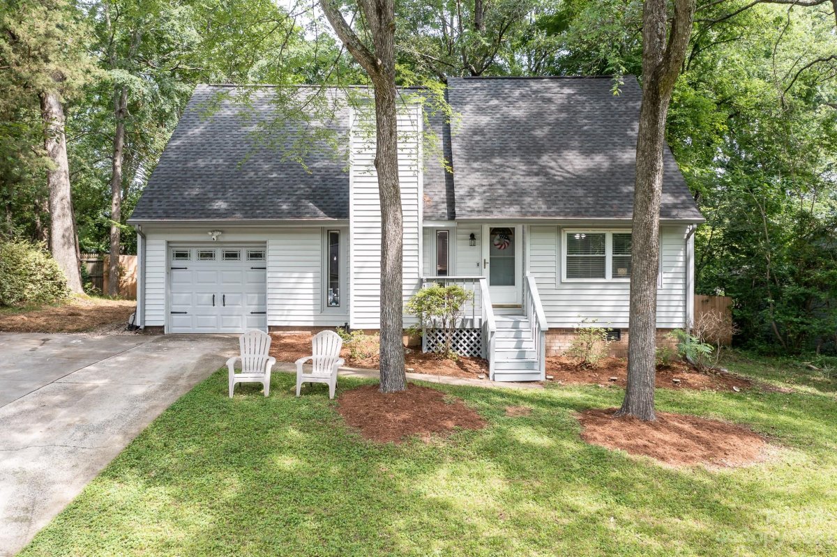 11116 Sundown Lane
