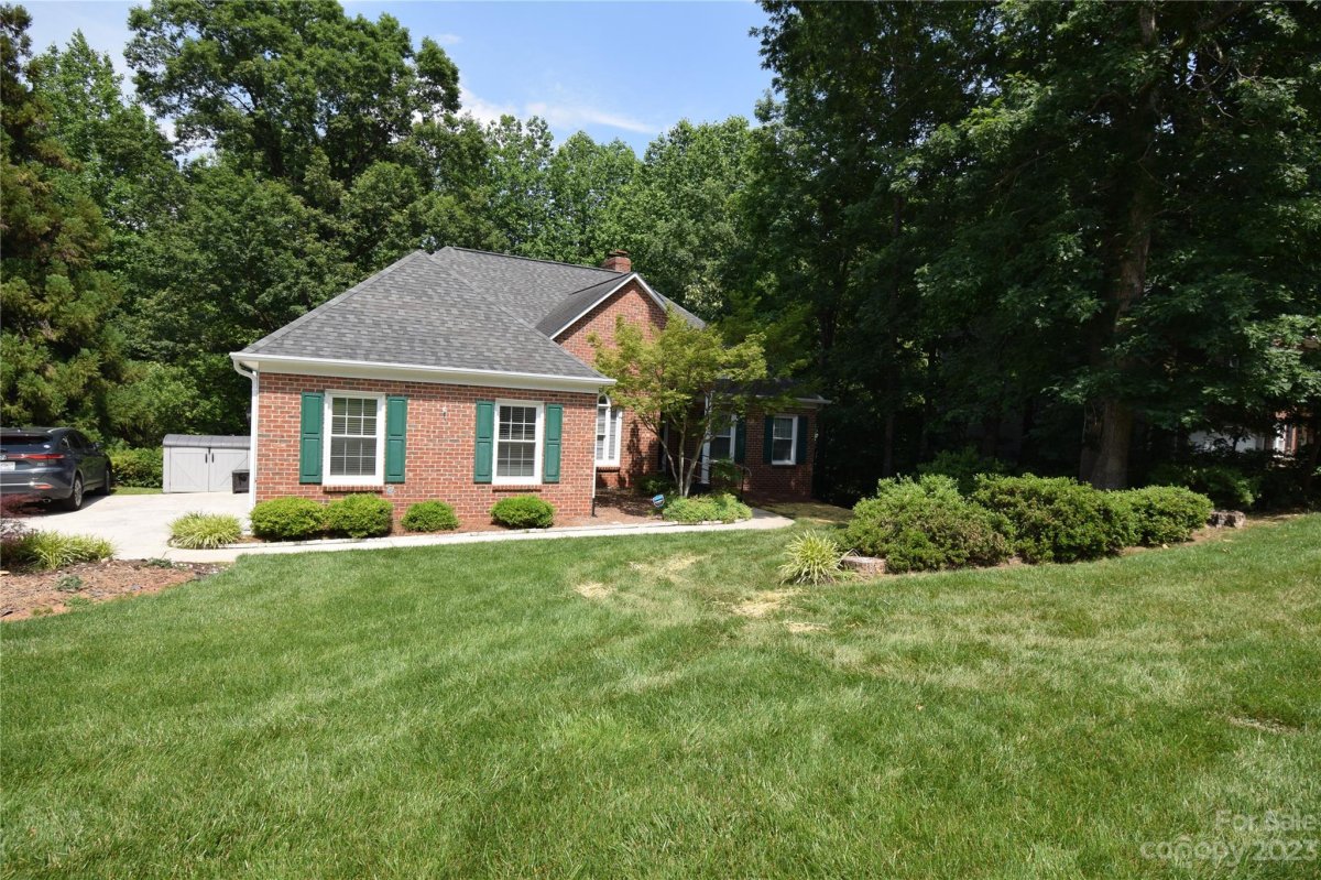 1559 Plantation Trail