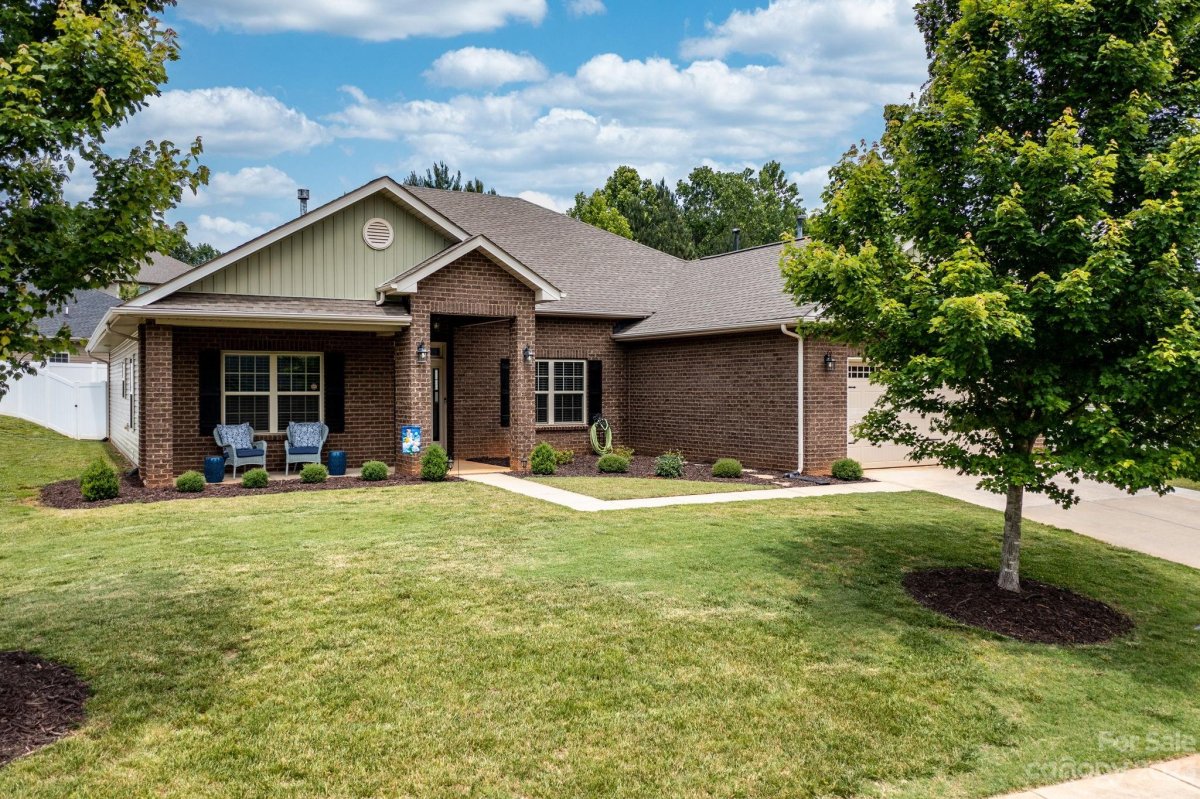 101 Taylors Creek Street