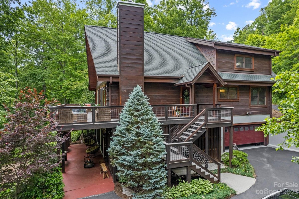 210 Chisel Rock Way