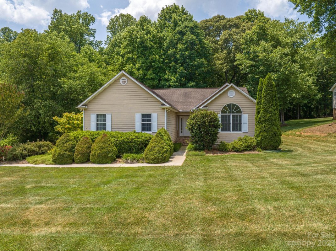 409 Mooreland Drive
