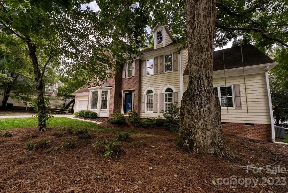 15306 Curling Court