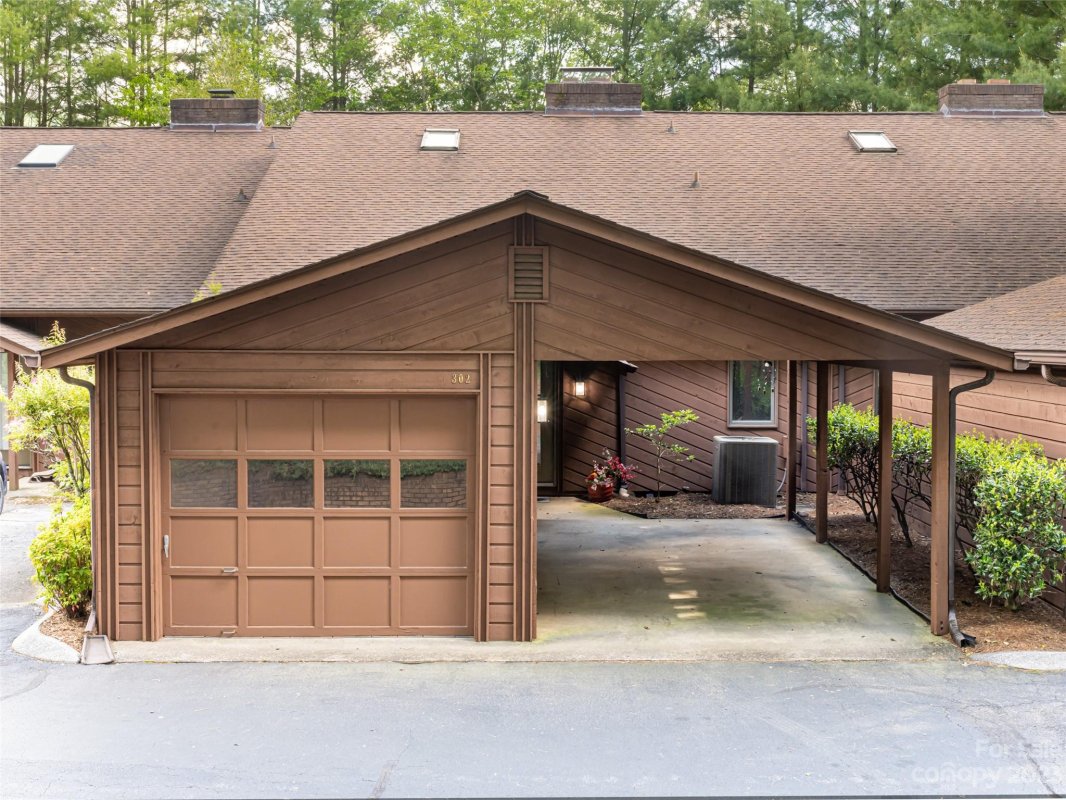 302 Woodfield Drive