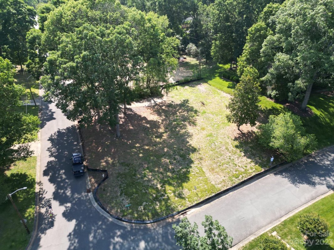 4316 Emory Lane