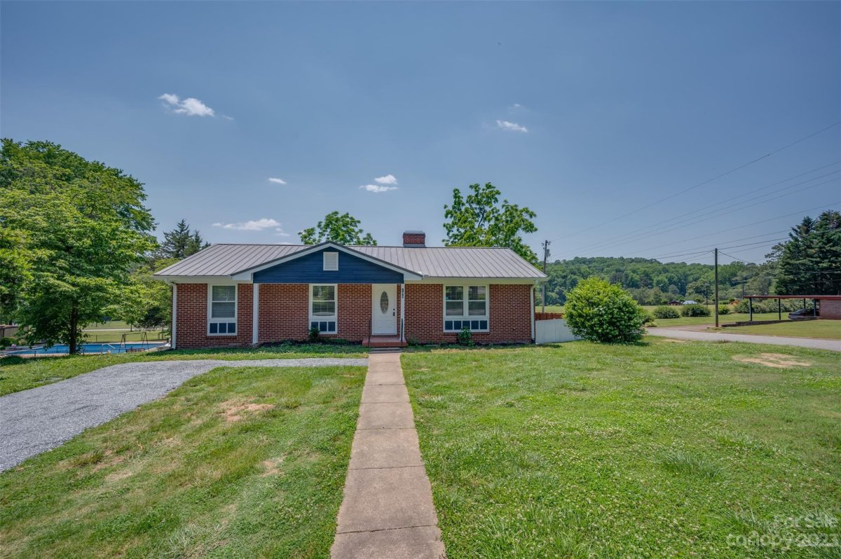 199 Crestview Street