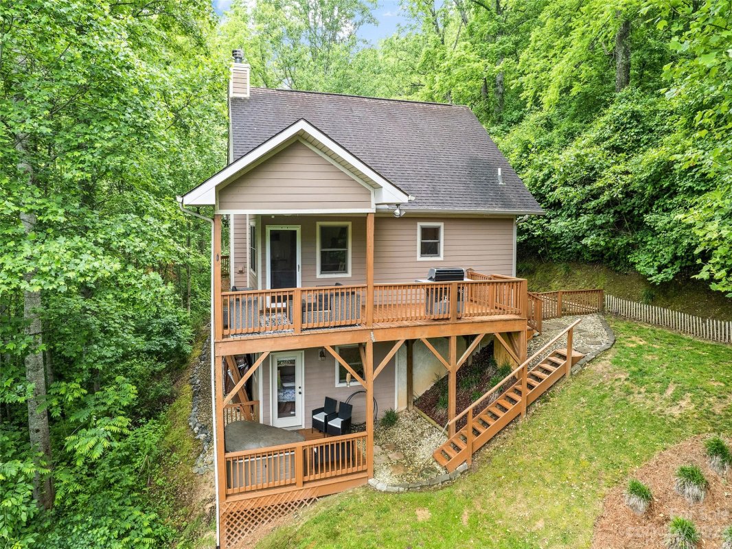 332 Mystic Cove