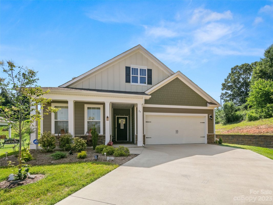 37 Honeycrisp Court
