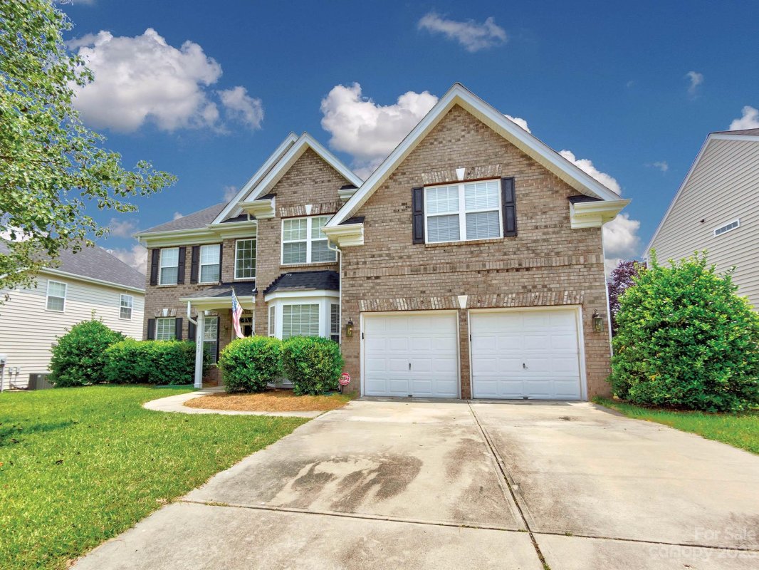 7853 Woodmere Drive