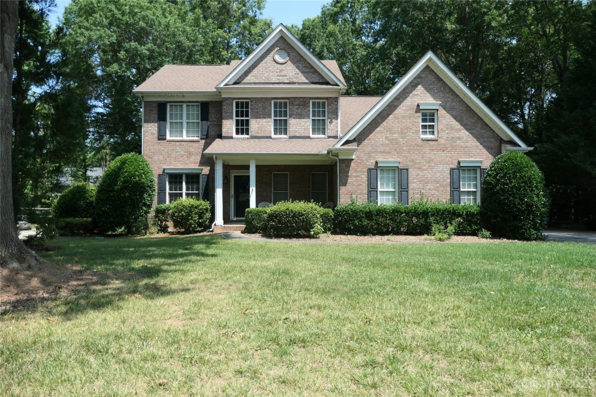 8502 Priory Court