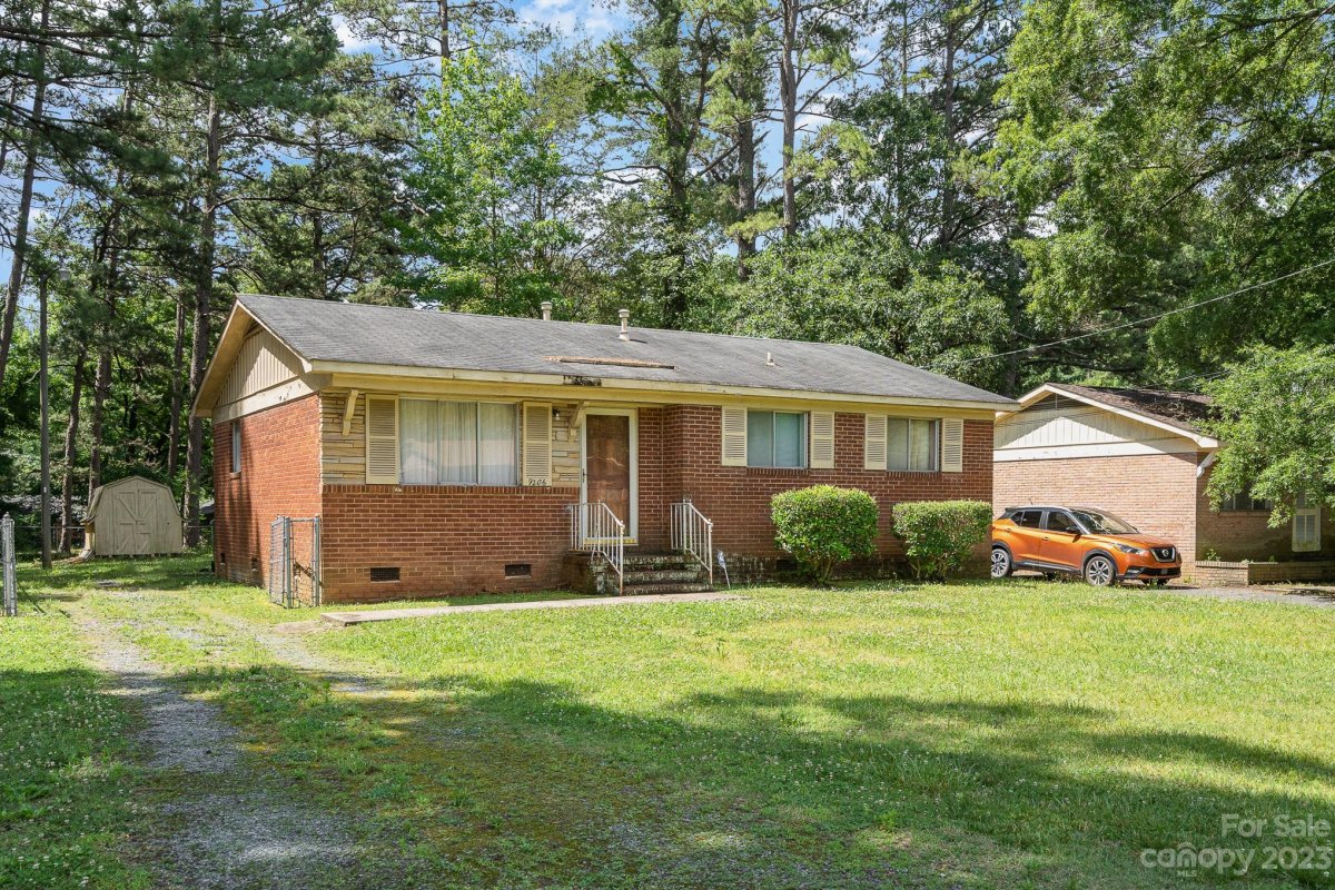 9206 Edgevale Drive