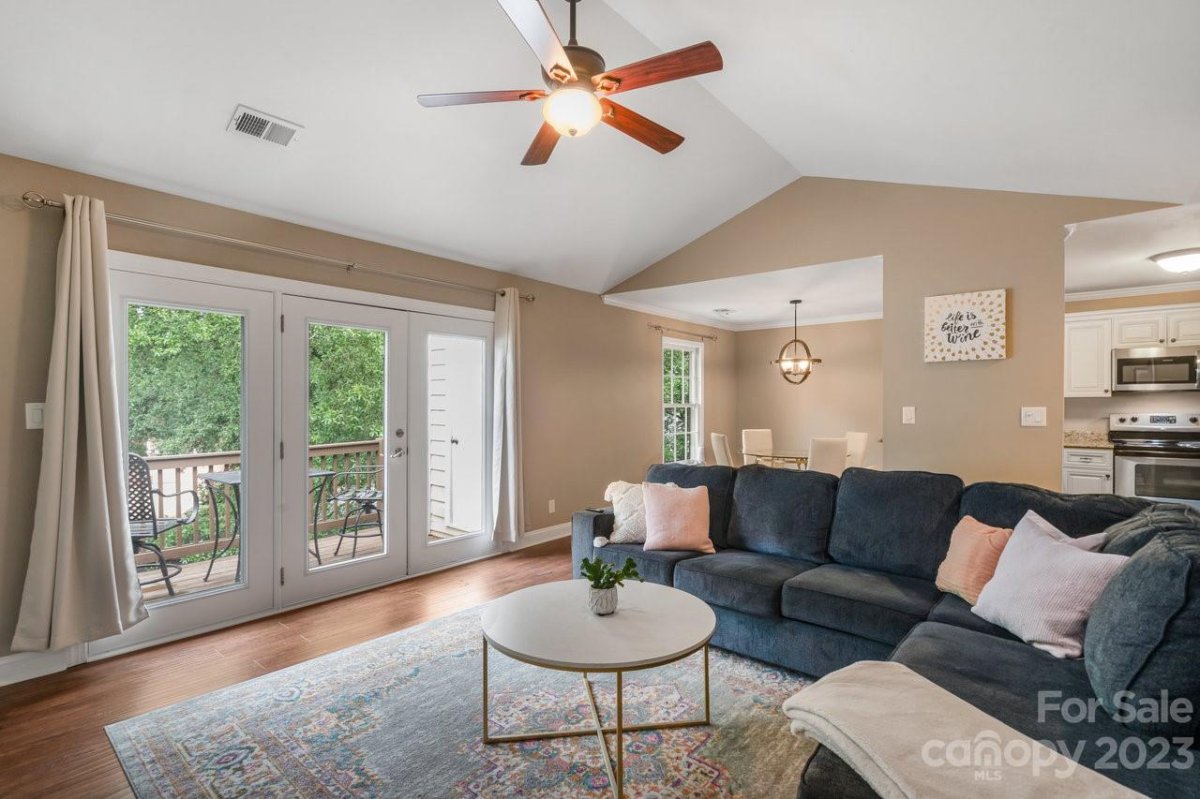 3200 Selwyn Farms Lane 7