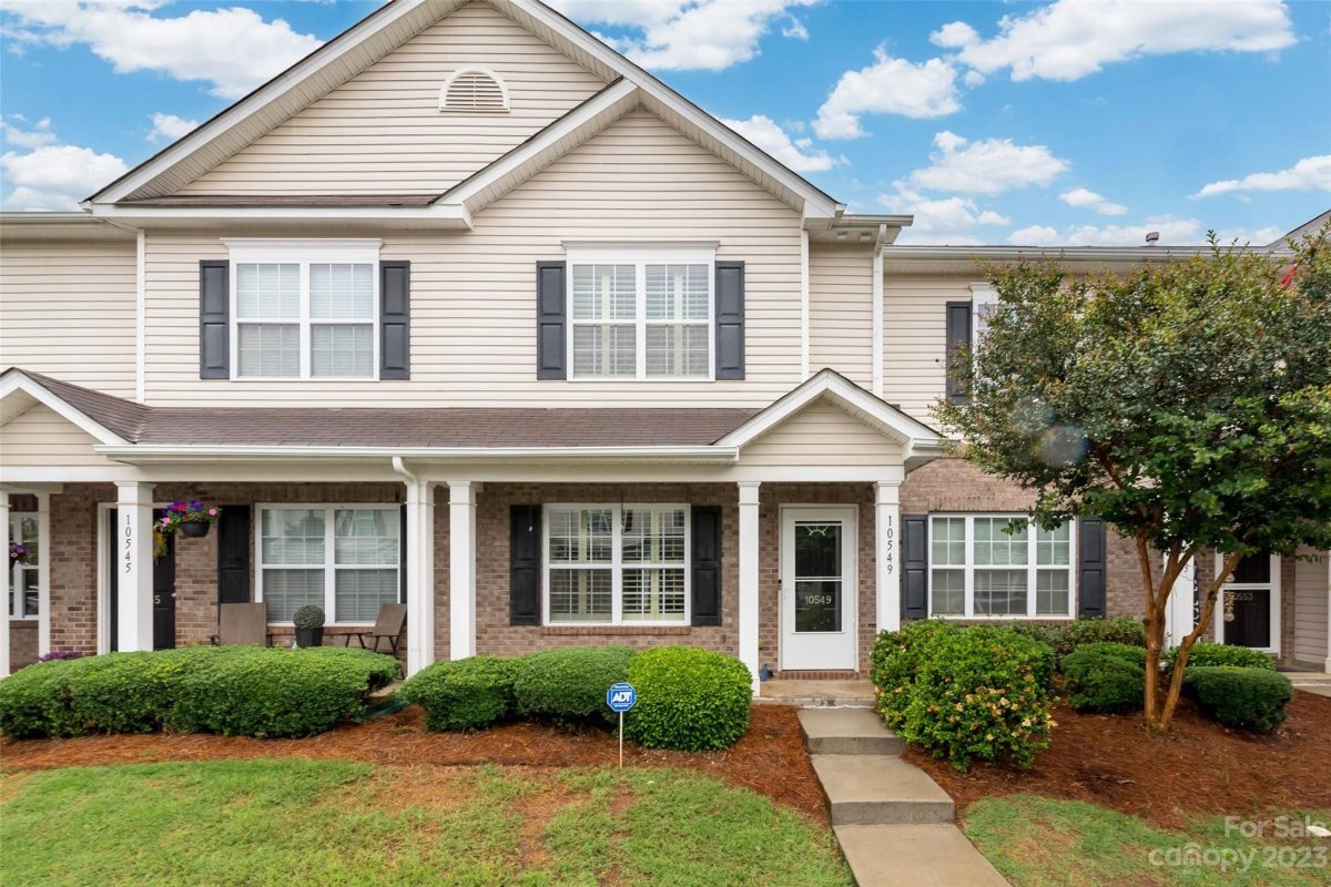 10549 Stoneacre Court