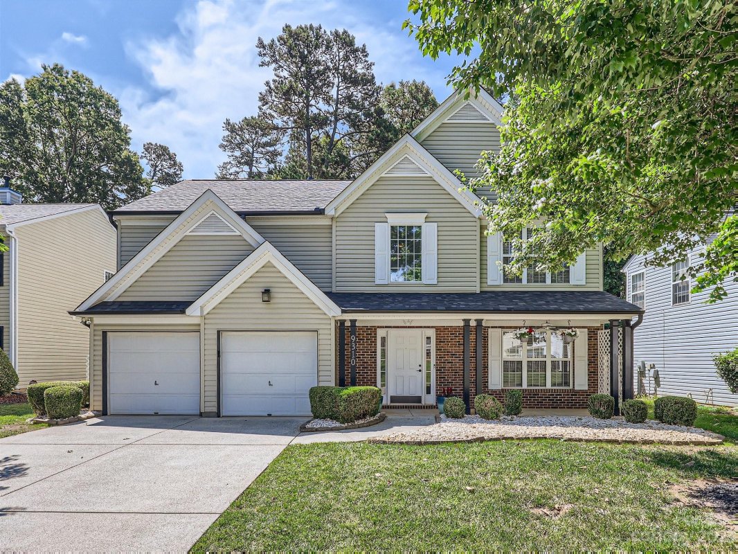 9310 Chastain Walk Drive