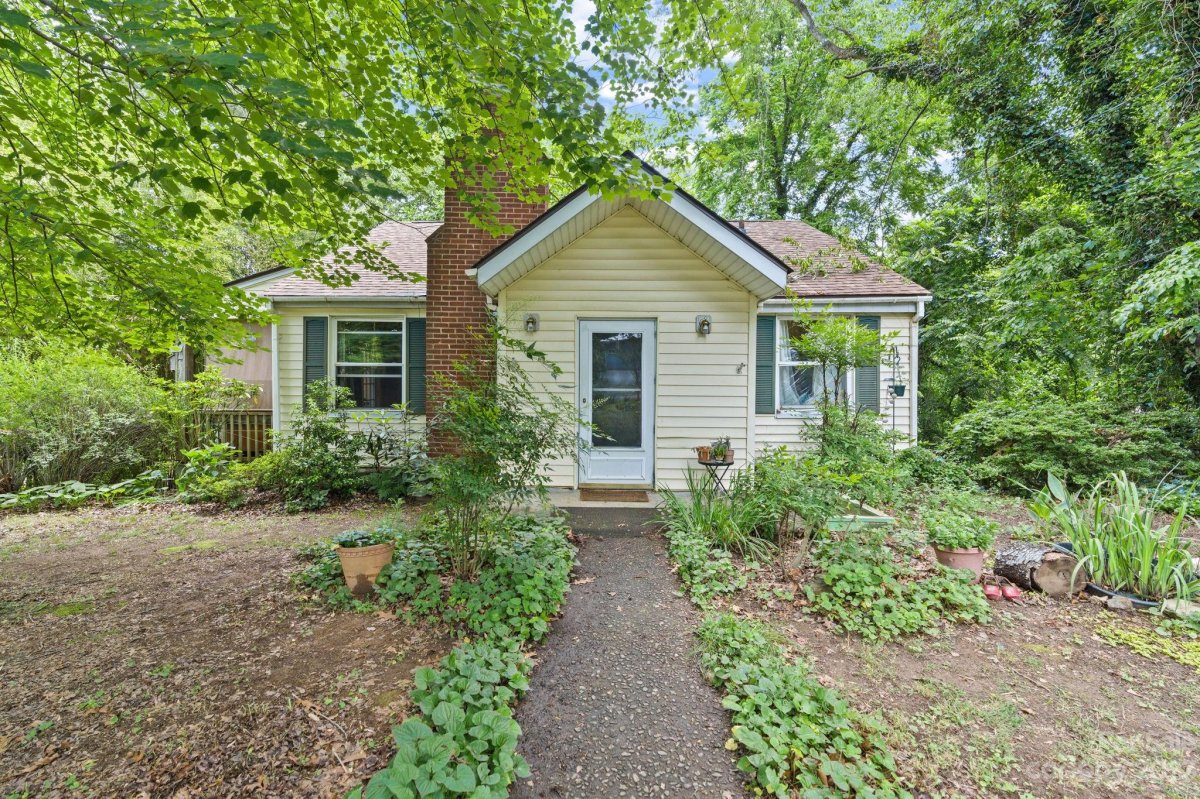 111 Vandalia Avenue