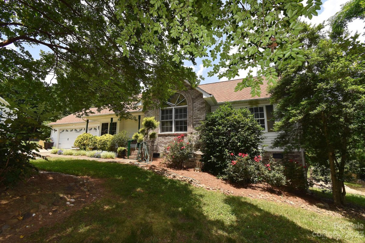 2454 Old Pond Drive