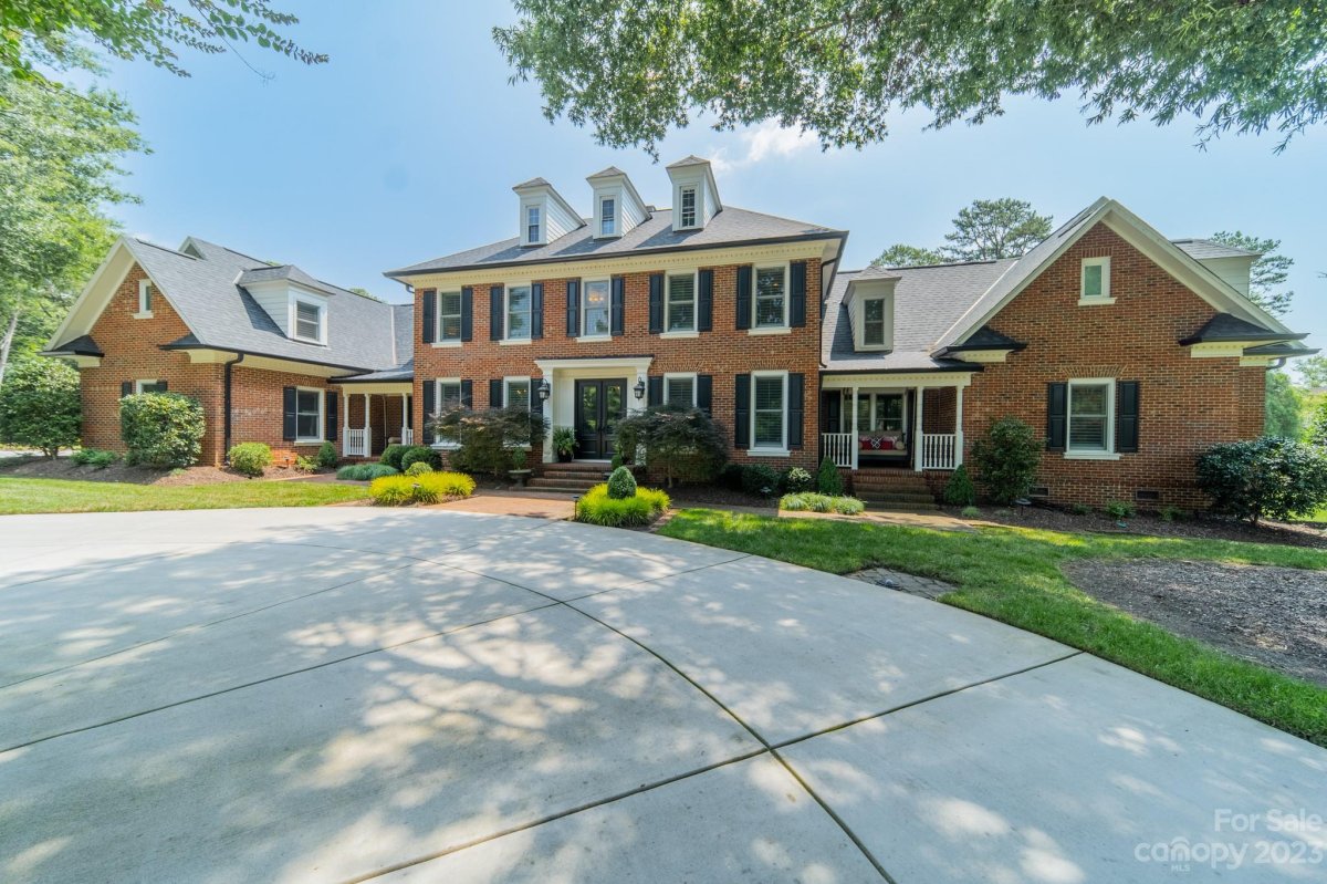 4501 Swing Lane