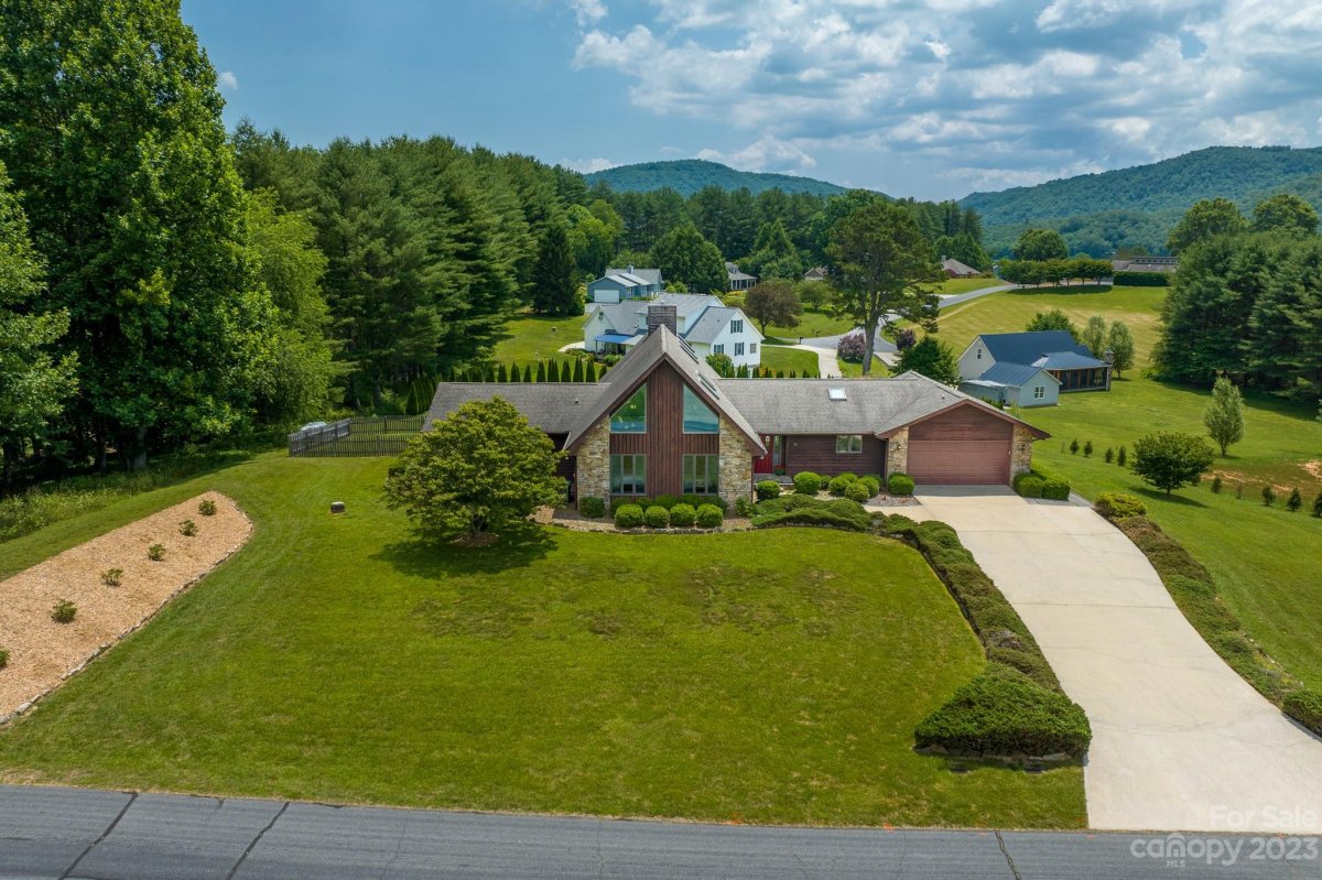 722 Windover Drive
