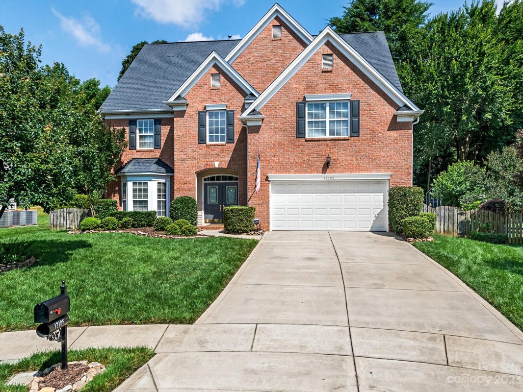 12106 Crescent Run Court