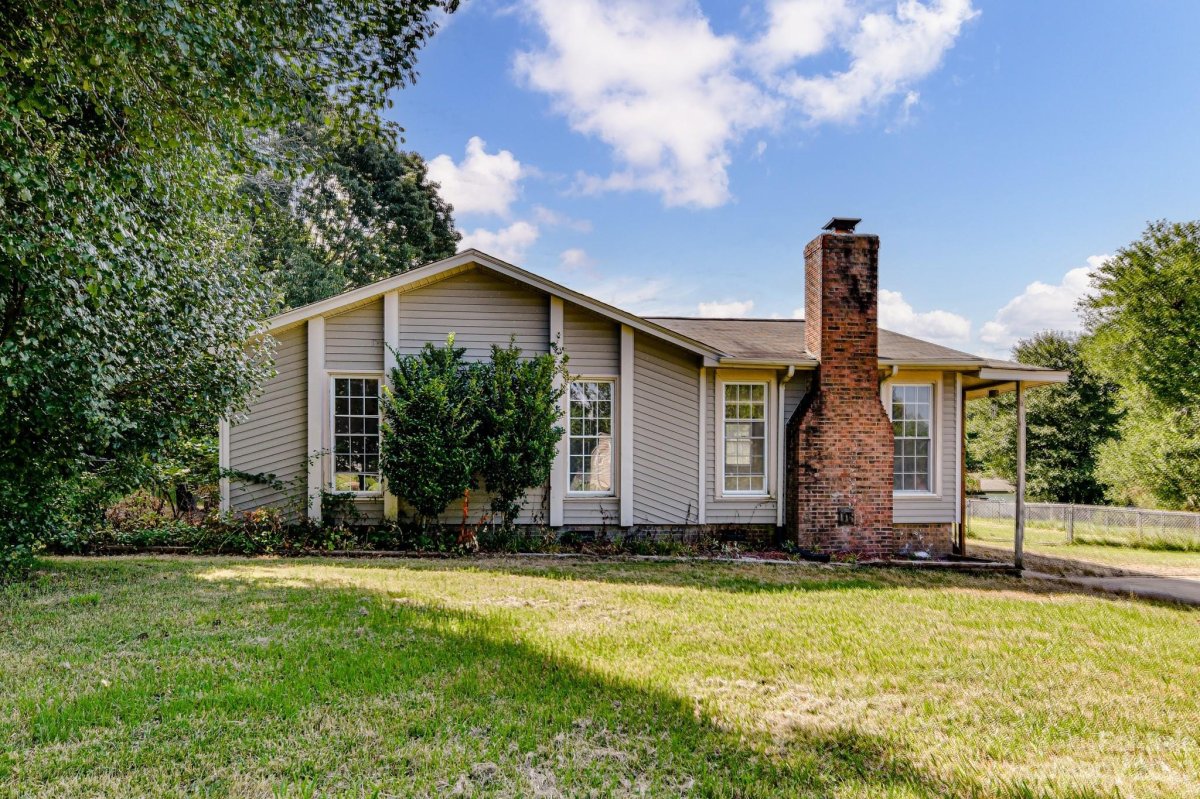 1823 Gray Bark Drive