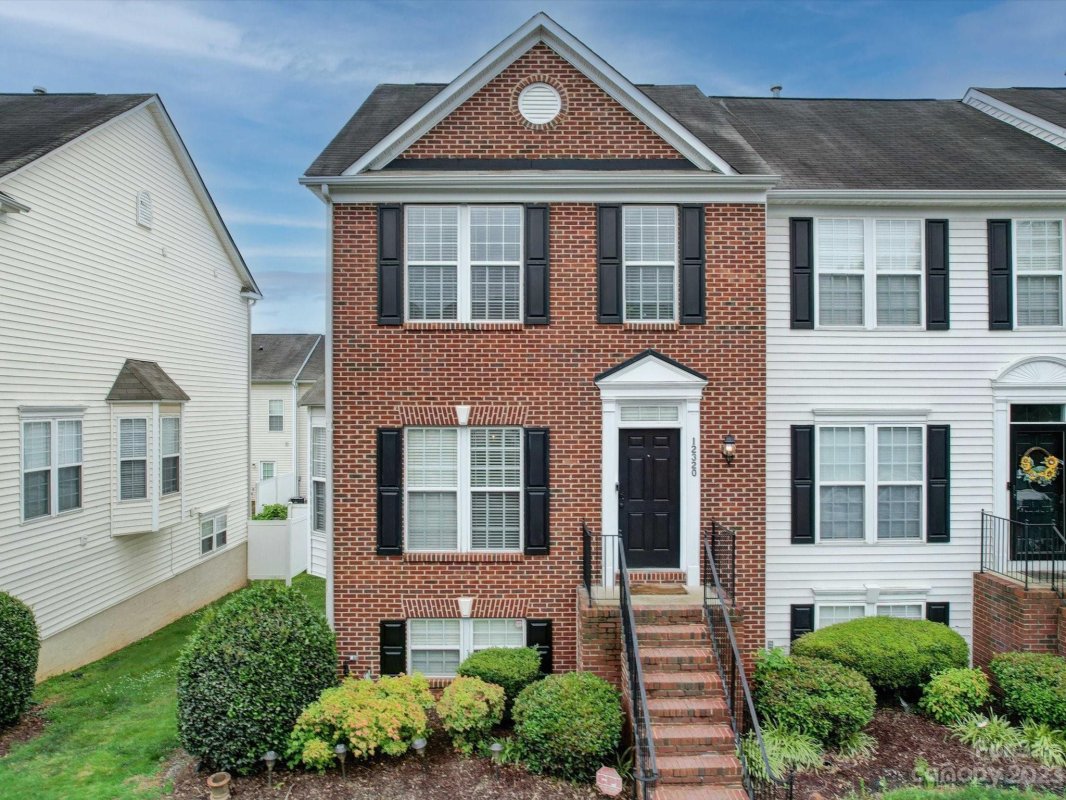 12320 Verdant Court