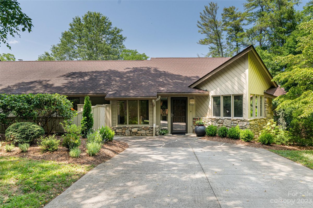 1502 Timber Drive