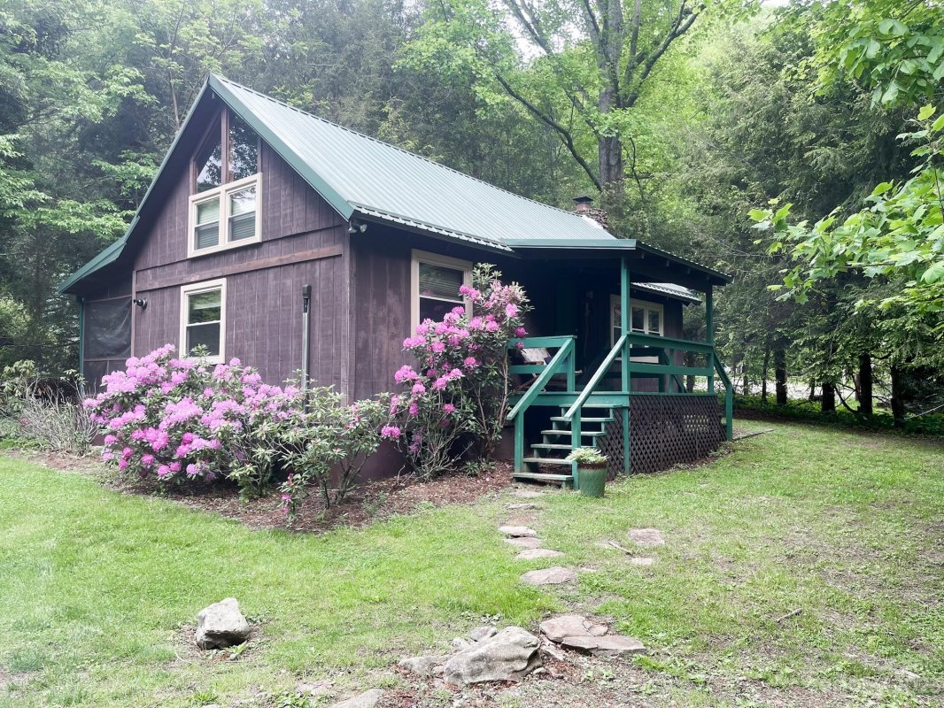 246 Mountain Farm Road